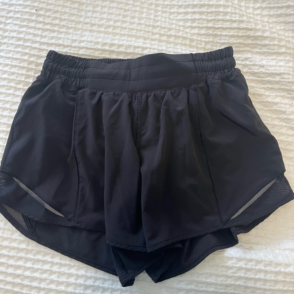 Size 4 Lululemon Hotty Hot Shorts